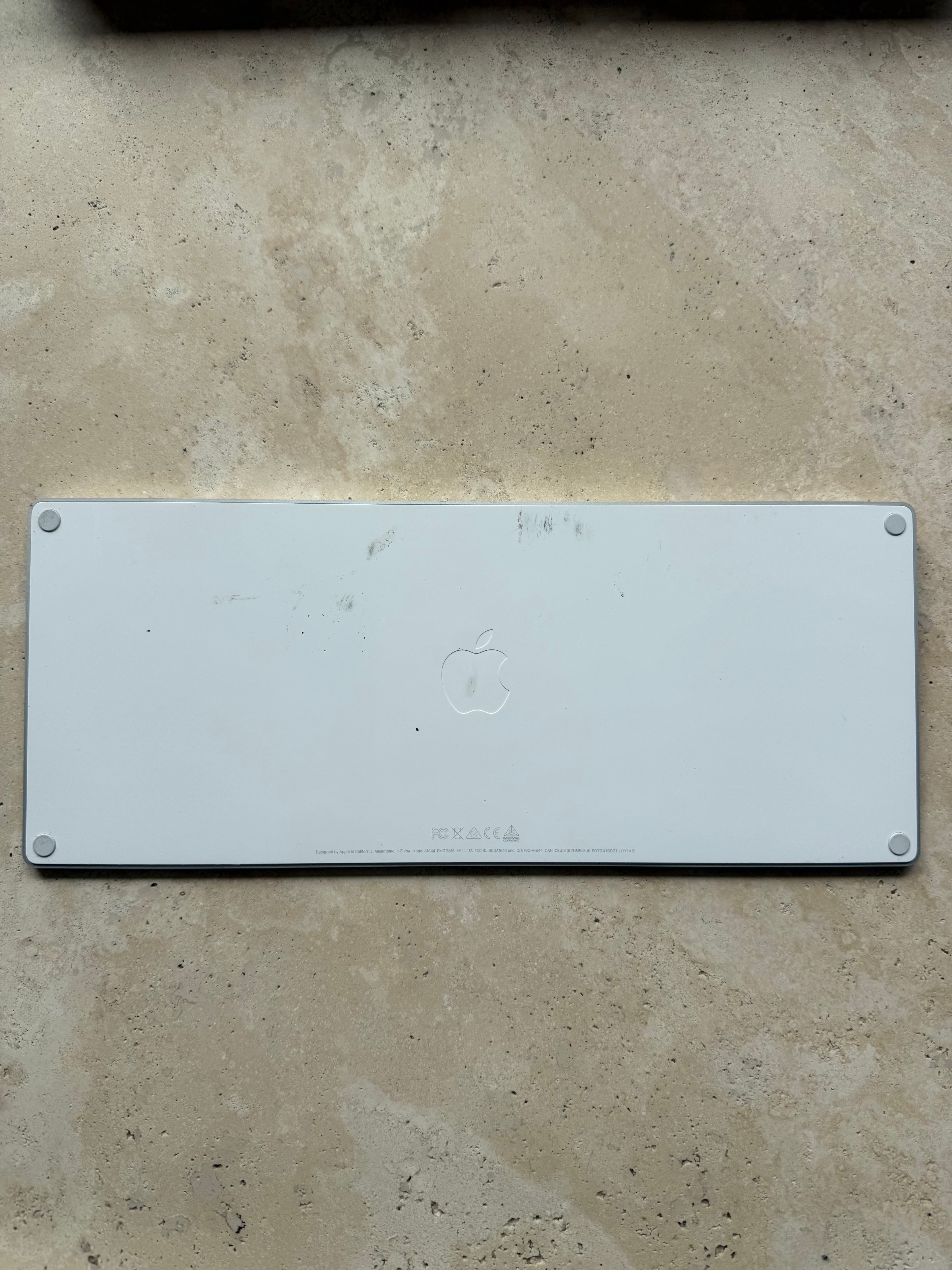 Silver Apple Magic Keyboard, photo 2 of 3