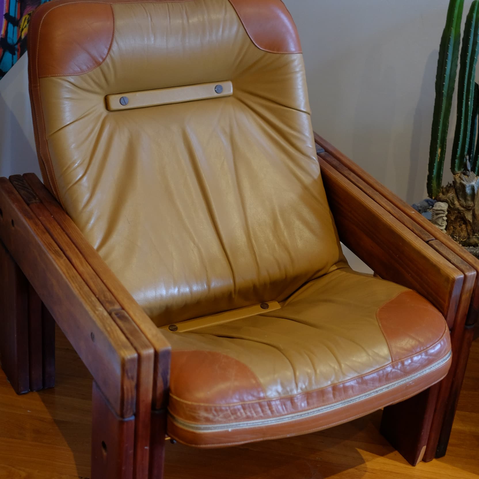 Vintage Post & Rail Lounge Suite, photo 2 of 5