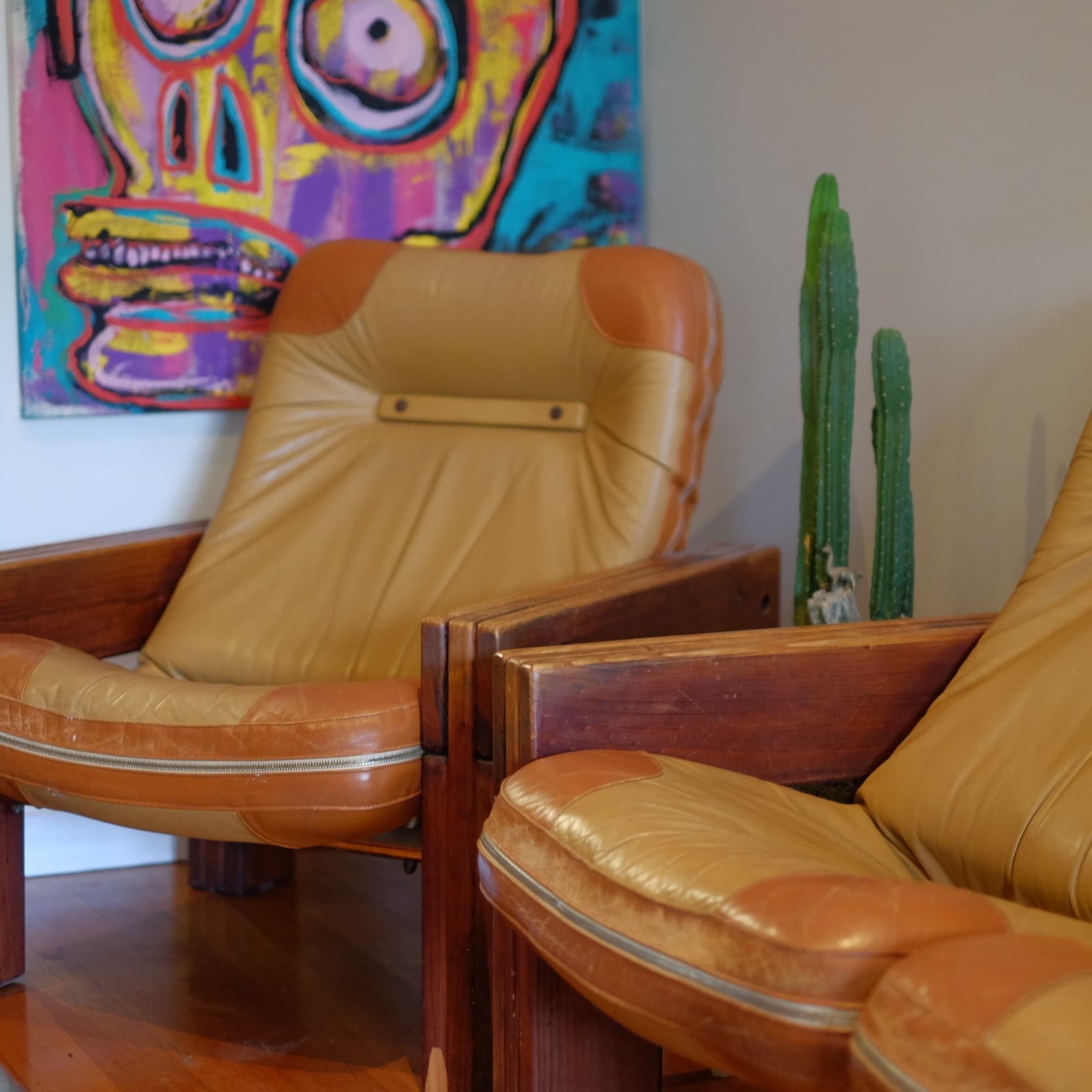 Vintage Post & Rail Lounge Suite, photo 3 of 5