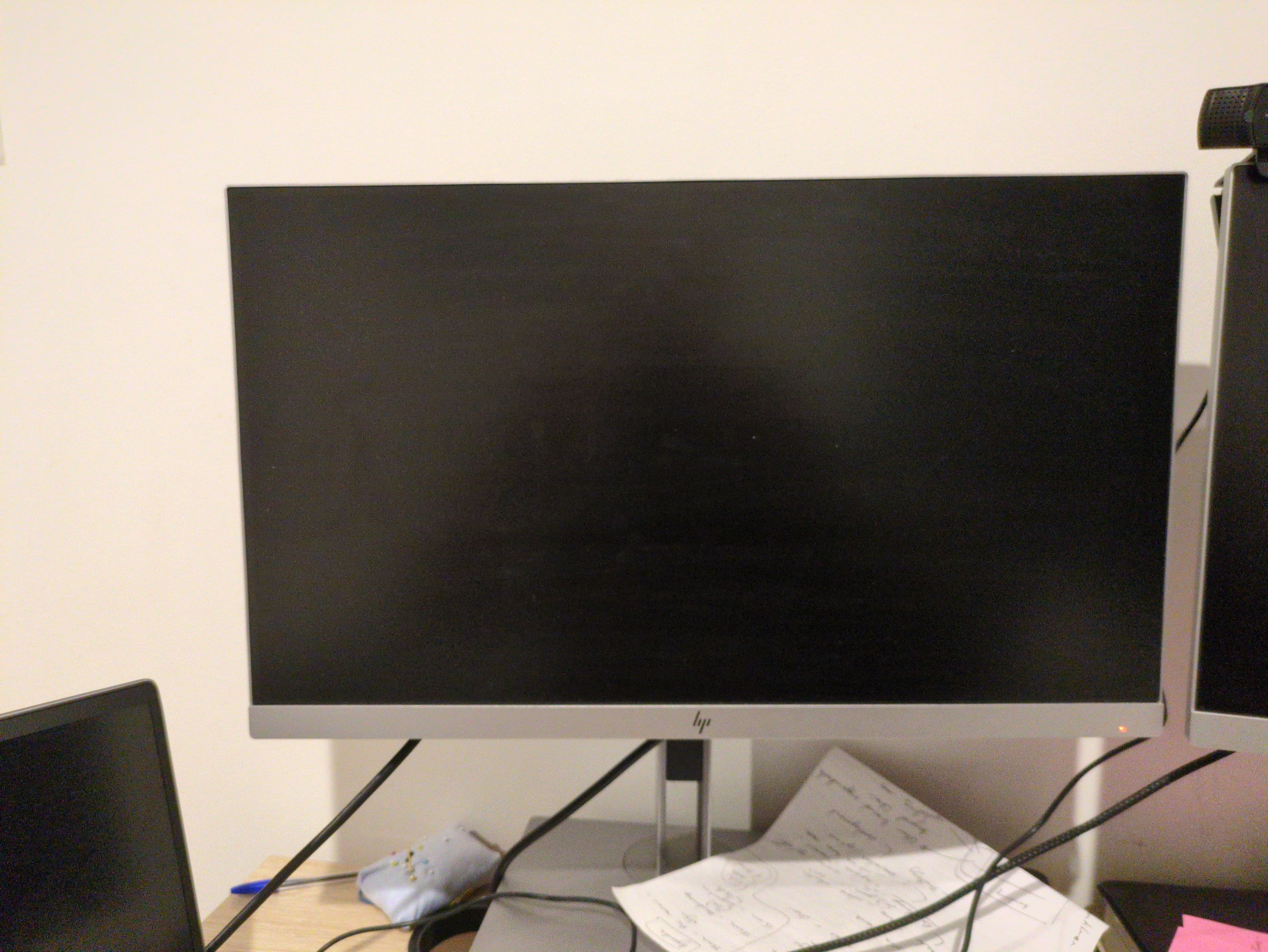 2 x HP Elite display E223 21.5" monitors